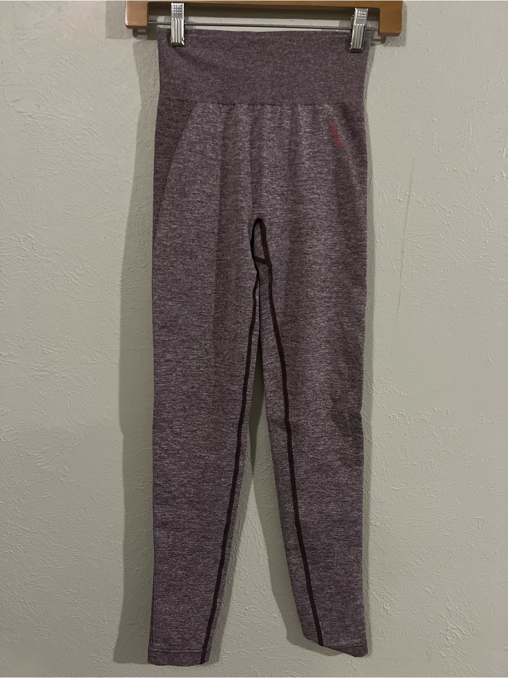Women’s Gymshark High-Waist Heathered Maroon Leggings size M no tag